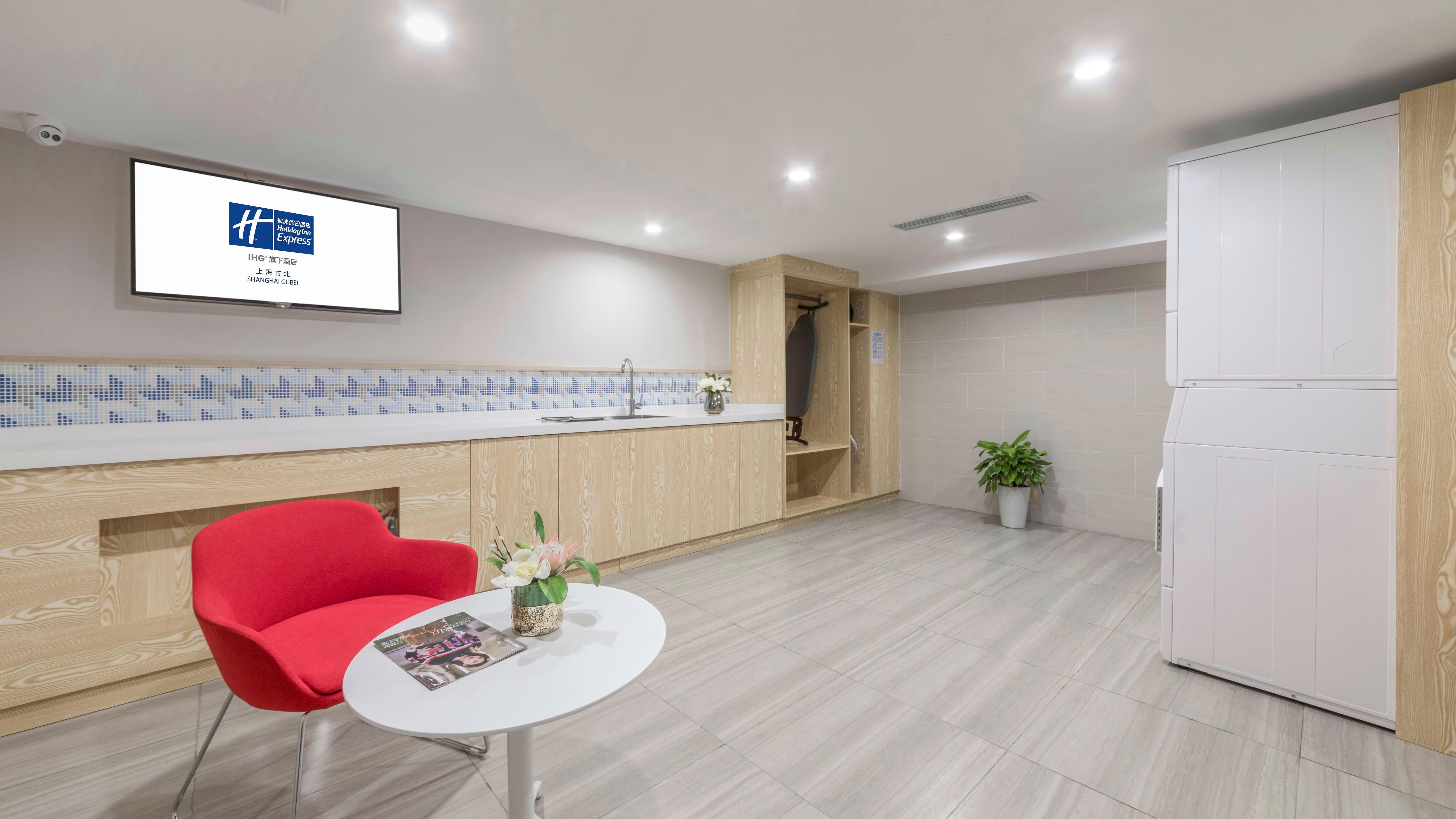 Holiday Inn Express Shanghai Gubei By Ihg Extérieur photo