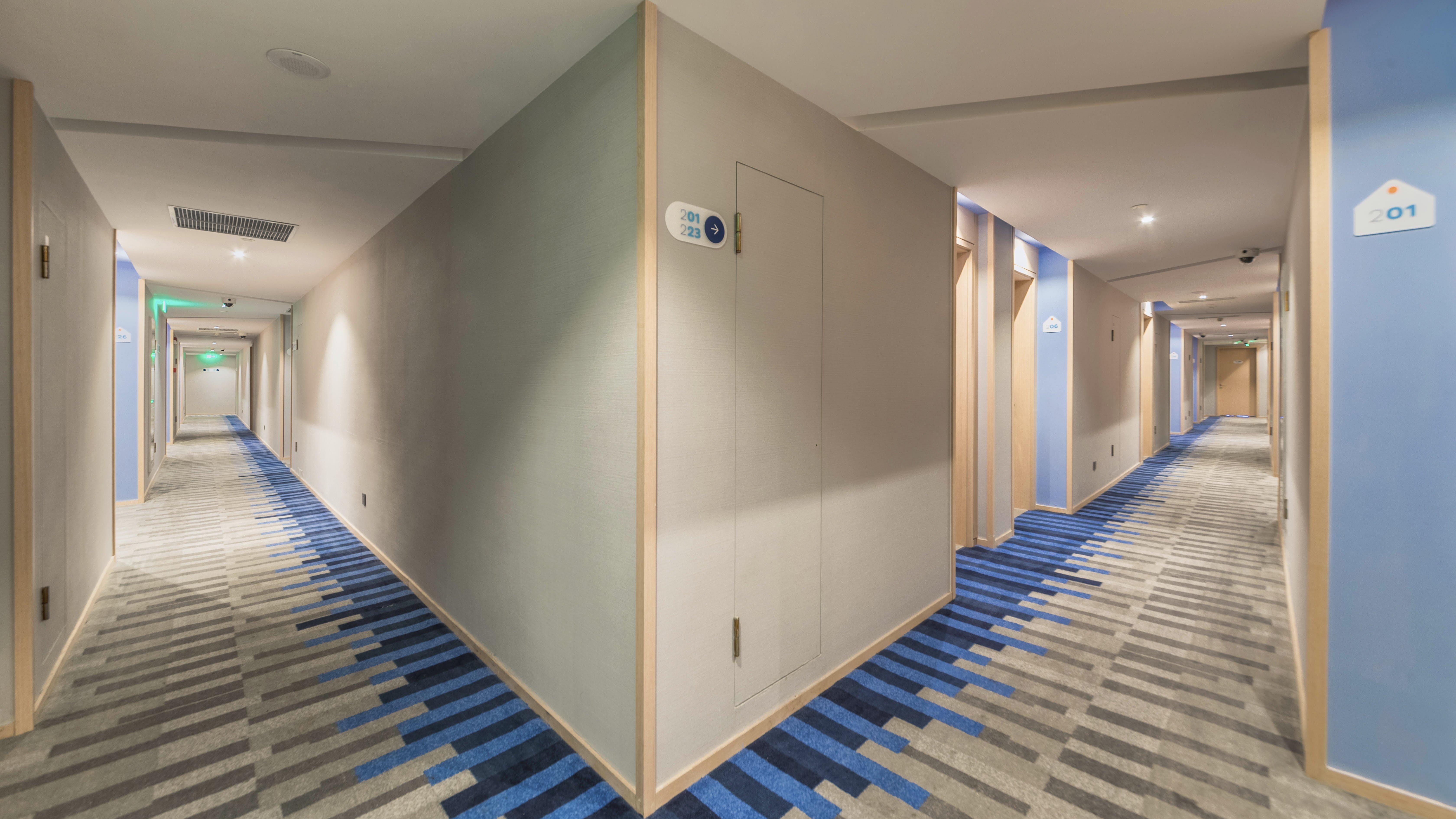 Holiday Inn Express Shanghai Gubei By Ihg Extérieur photo